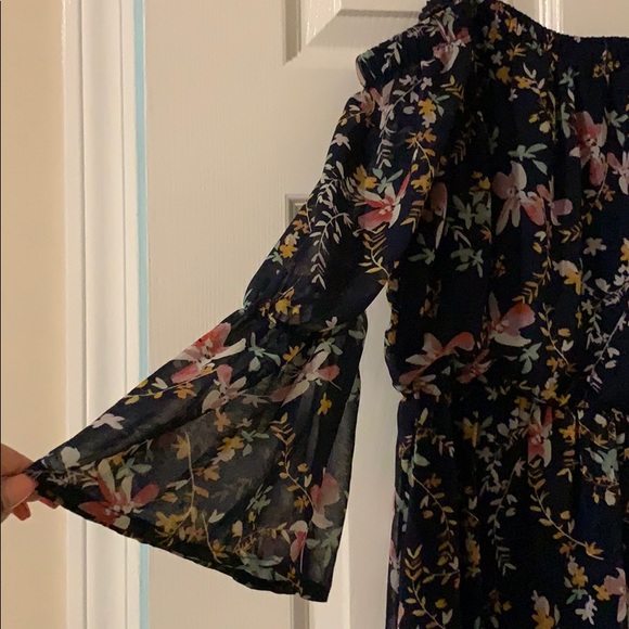 Floral Off-the-Shoulder Maxi Dress - Picture 2 of 3